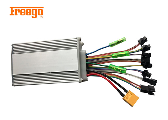 রোড আইনি বৈদ্যুতিক স্কুটার খুচরা যন্ত্রাংশ Brushless 36v বৈদ্যুতিক স্কুটার কন্ট্রোলার